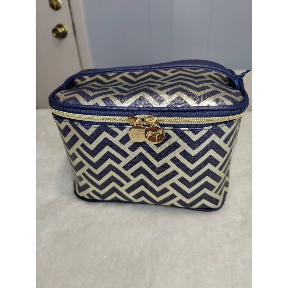 Dabney Lee Chevron Navy Blue and Gold Lunch Bag, NWT